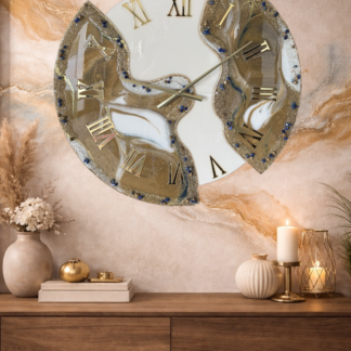 Horloge murale déstructurée 70cm, tons ocre, blanc, bleu