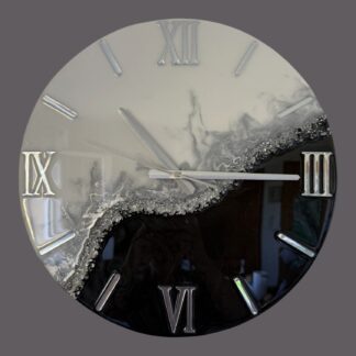 Horloge murale 40cm, tons noir métallique, blanc et argent