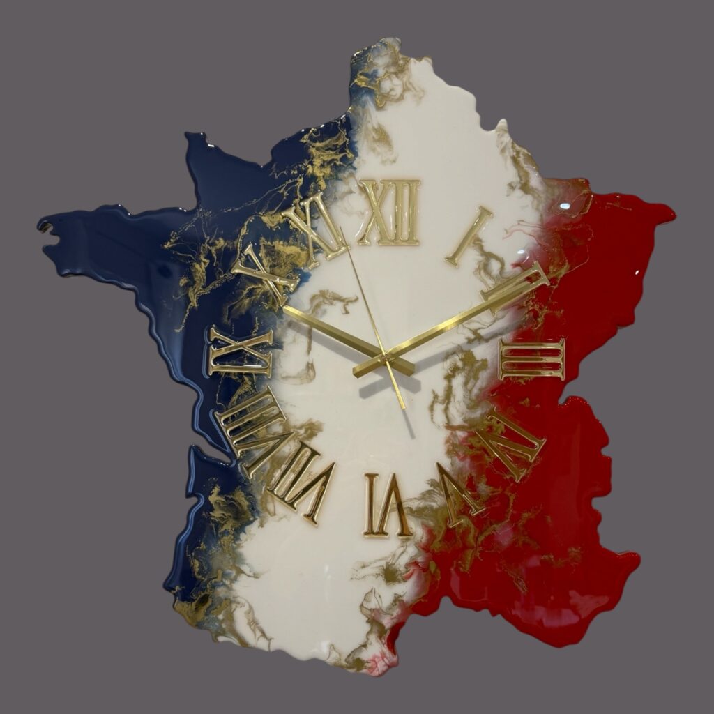 Horloge murale à l'effigie de la France, 62x62cm