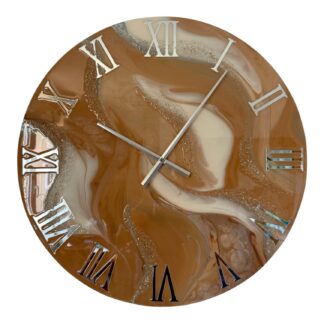 Horloge murale, 65cm, tons brun, beige caramel, blanc, et finitions argentées